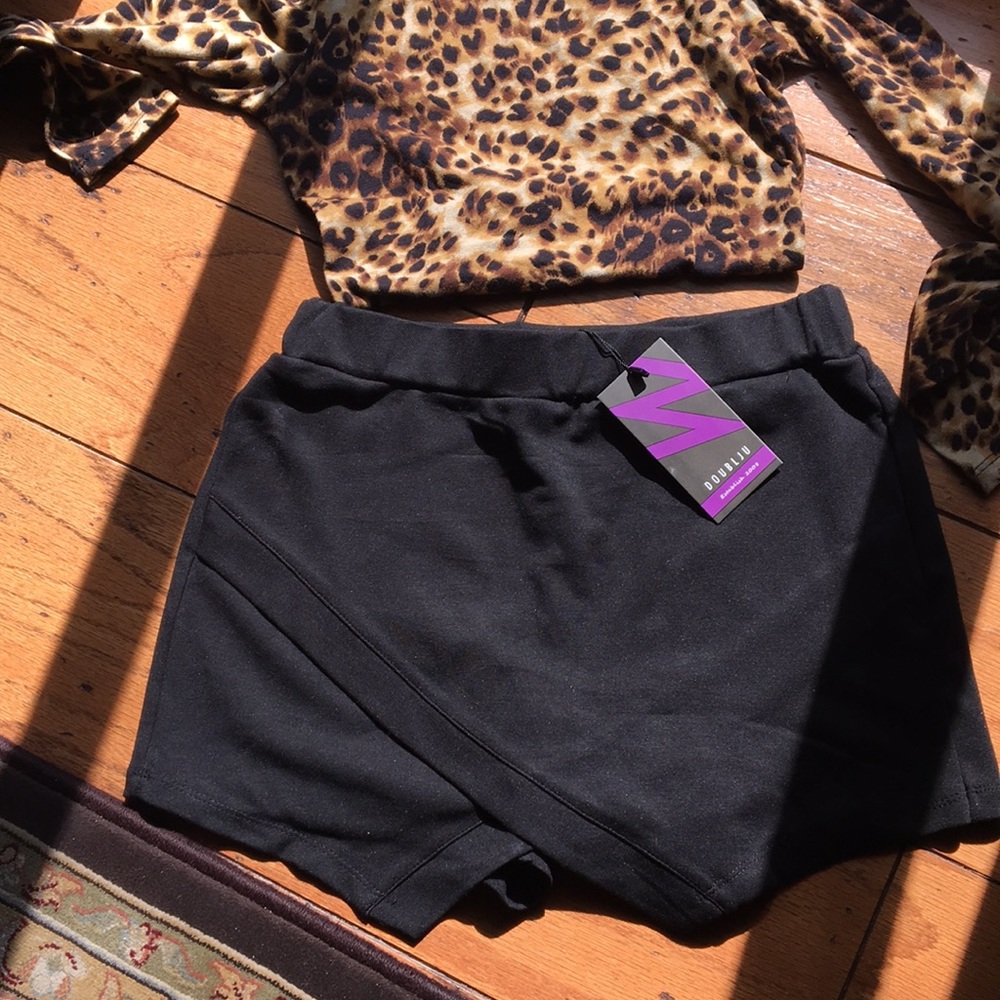 Doublju  envelope skort